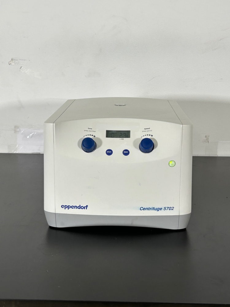 Image of Eppendorf 5702 Centrifuge